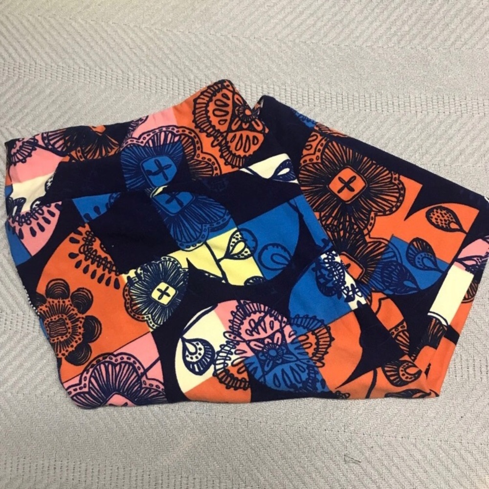🎉 3/$20 Lularoe TC2 Leggings